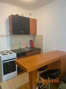 Prodaje se garsonjera u CENTRU